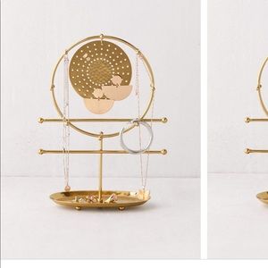 jewelry stand